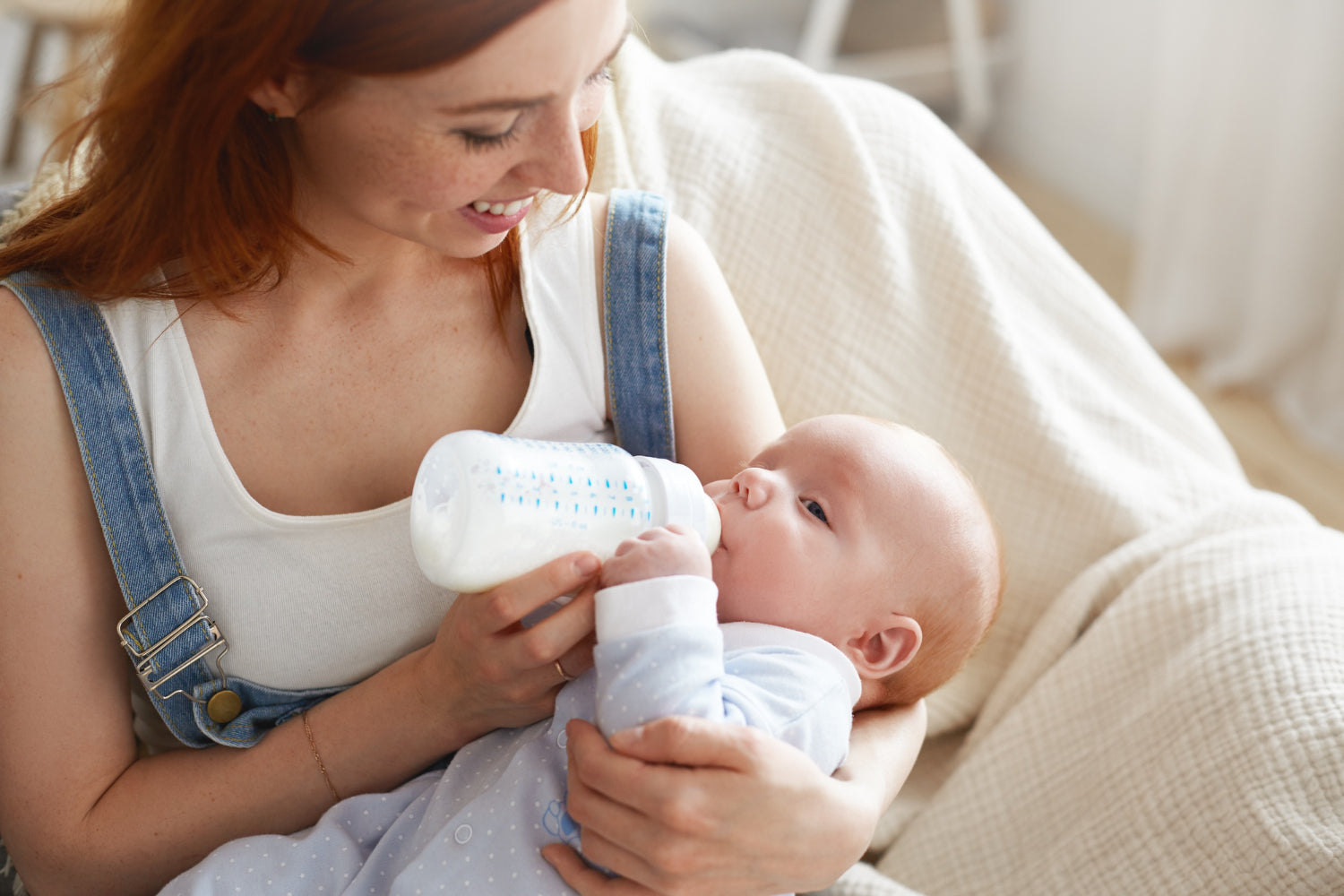 Navigating Early Parenthood: Essential Tips for Feeding Your Baby